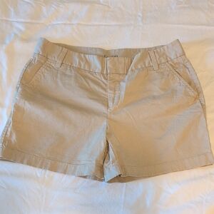 Caslon Women's Beige Khaki Shorts Size 8